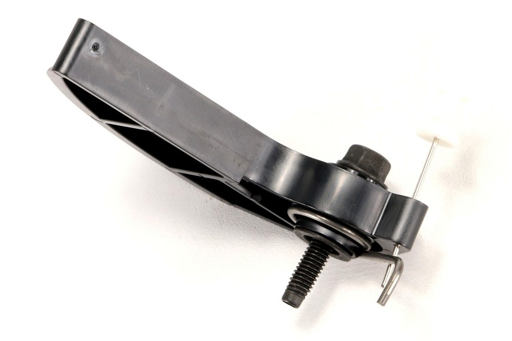 GM Genuine Parts Engine Oil Pump Chain Tensioner 12636529 — image 4