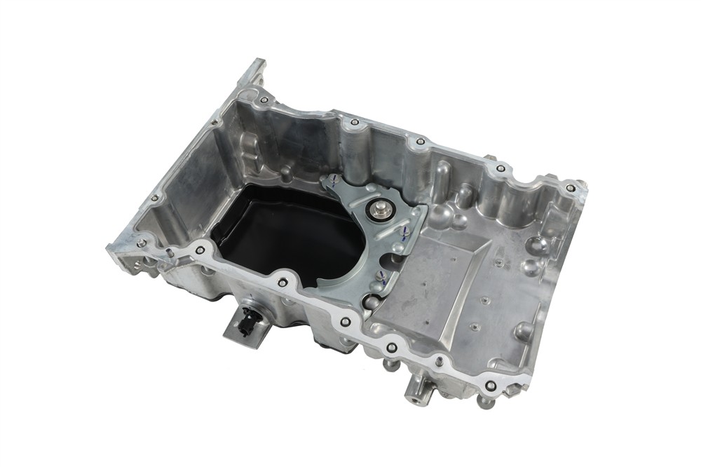 GM Genuine Parts Engine Oil Pan 12654316 — image 2