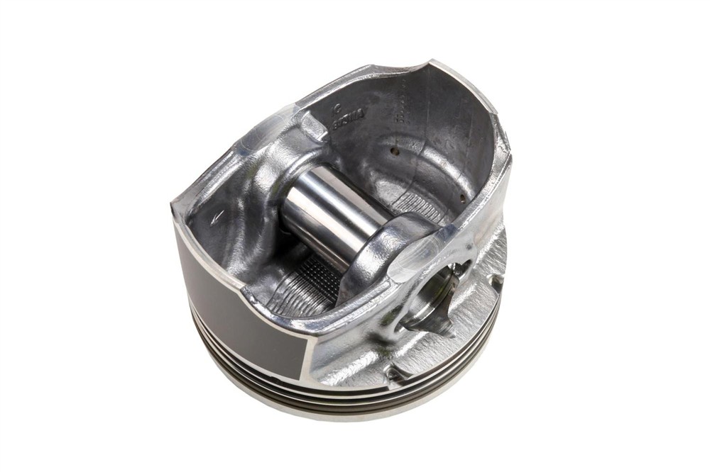 GM Genuine Parts Engine Piston 12675714 — image 2