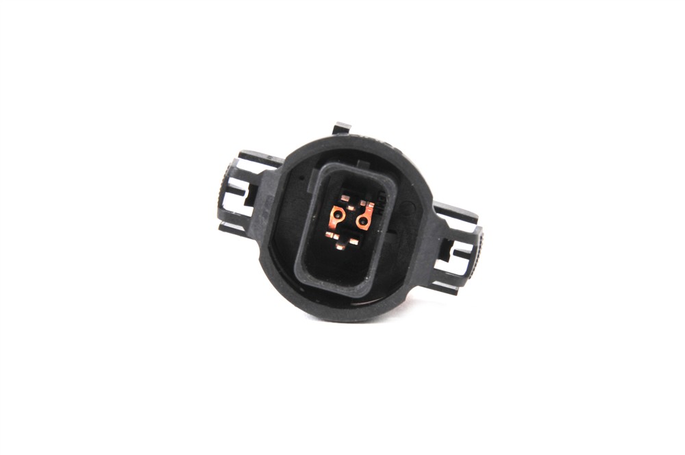 GM Genuine Parts Multi-Purpose Light Bulb 13503444 — image 2