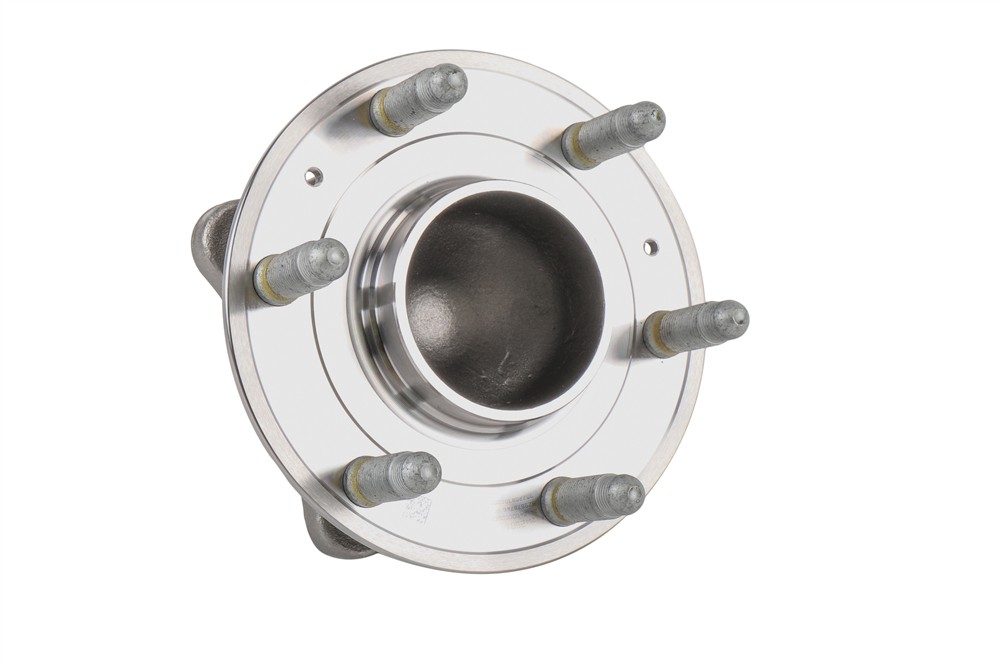 GM Genuine Parts Wheel Hub 13542501 — image 2