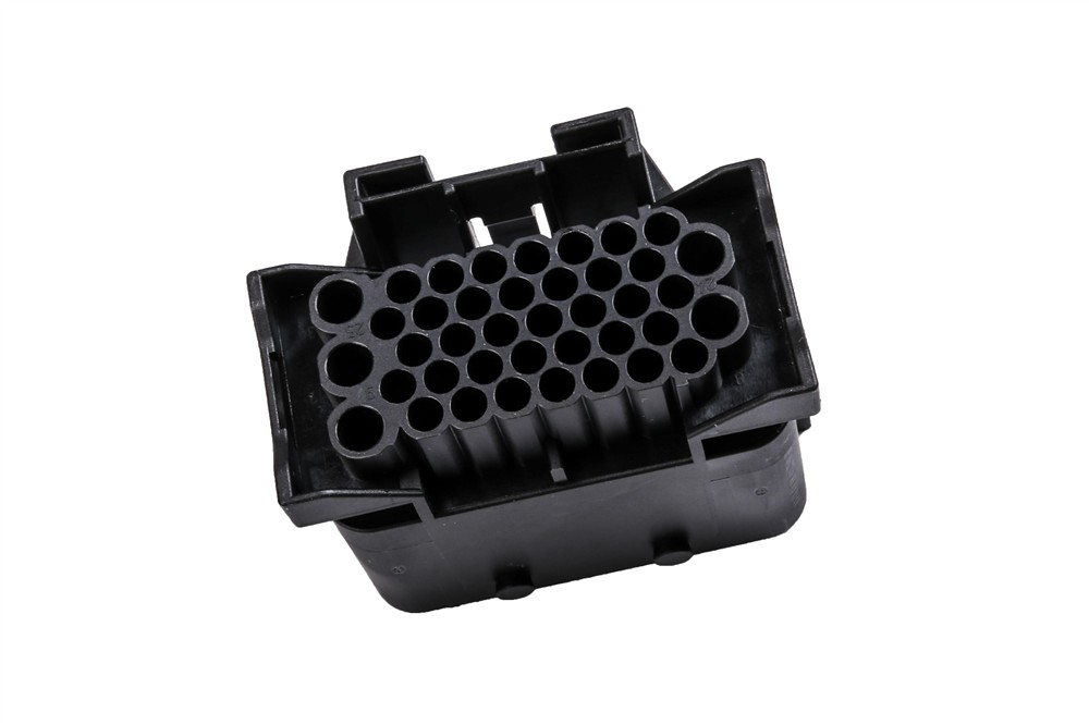 GM Genuine Parts Multi-Purpose Wire Connector 13576551 — image 2