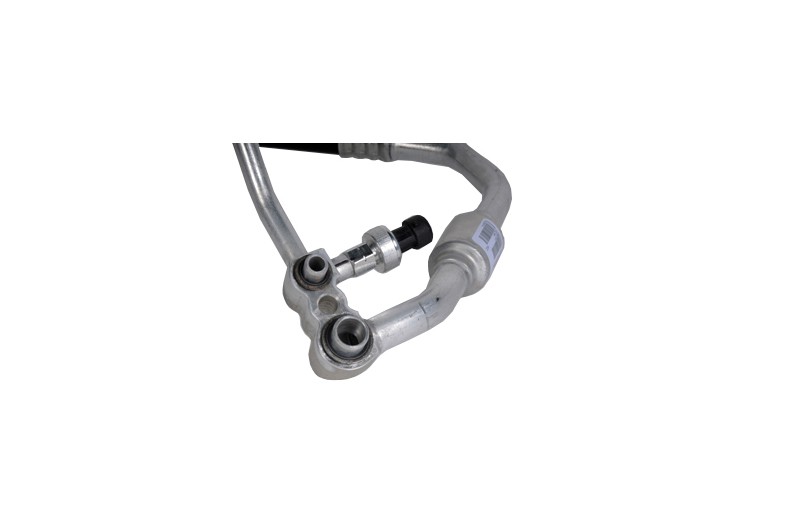 GM Genuine Parts A/C Hose Assembly 15-34467 — image 4