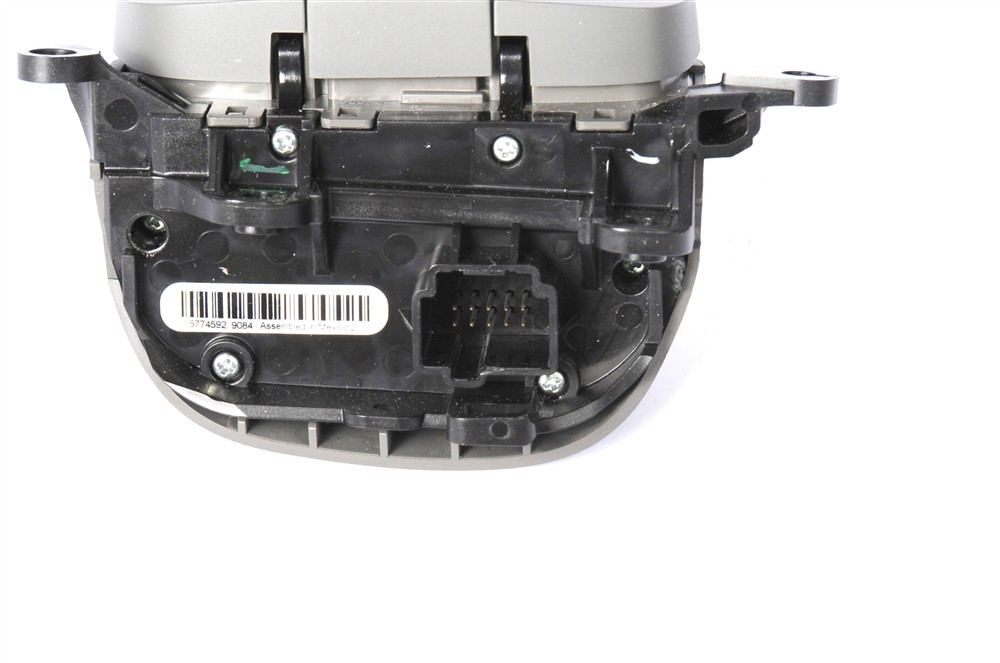 GM Genuine Parts Cruise Control Switch 15774592 — image 2