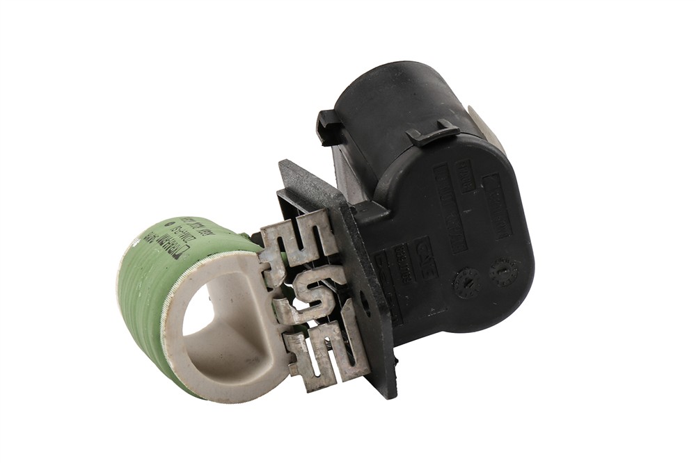 GM Genuine Parts Engine Cooling Fan Resistor 15926330