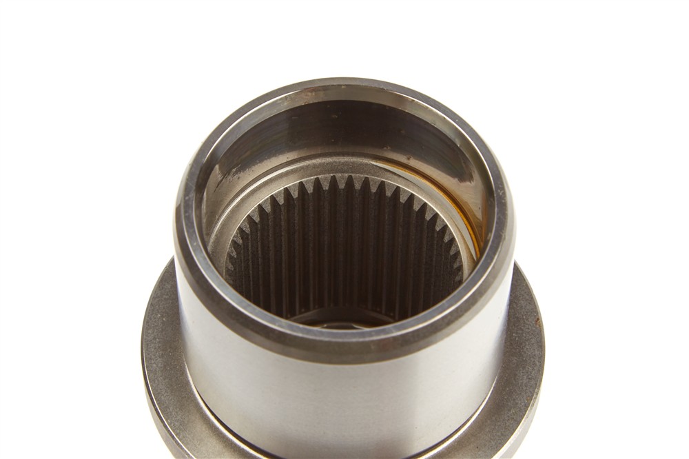 GM Genuine Parts Transfer Case Input Shaft 19256369 — image 2