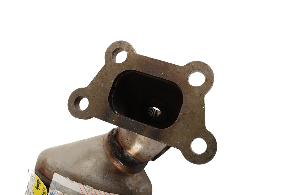 GM Genuine Parts Catalytic Converter 19418922 — image 3
