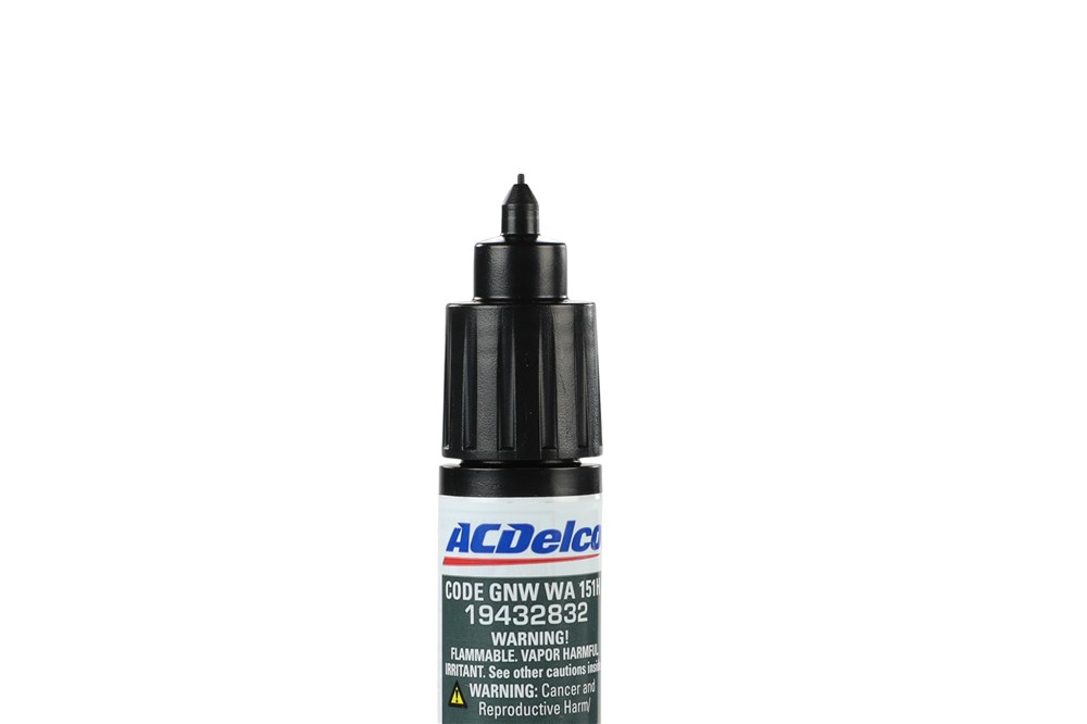 GM Genuine Parts Paint Scratch Repair Pen 19432832 — image 2