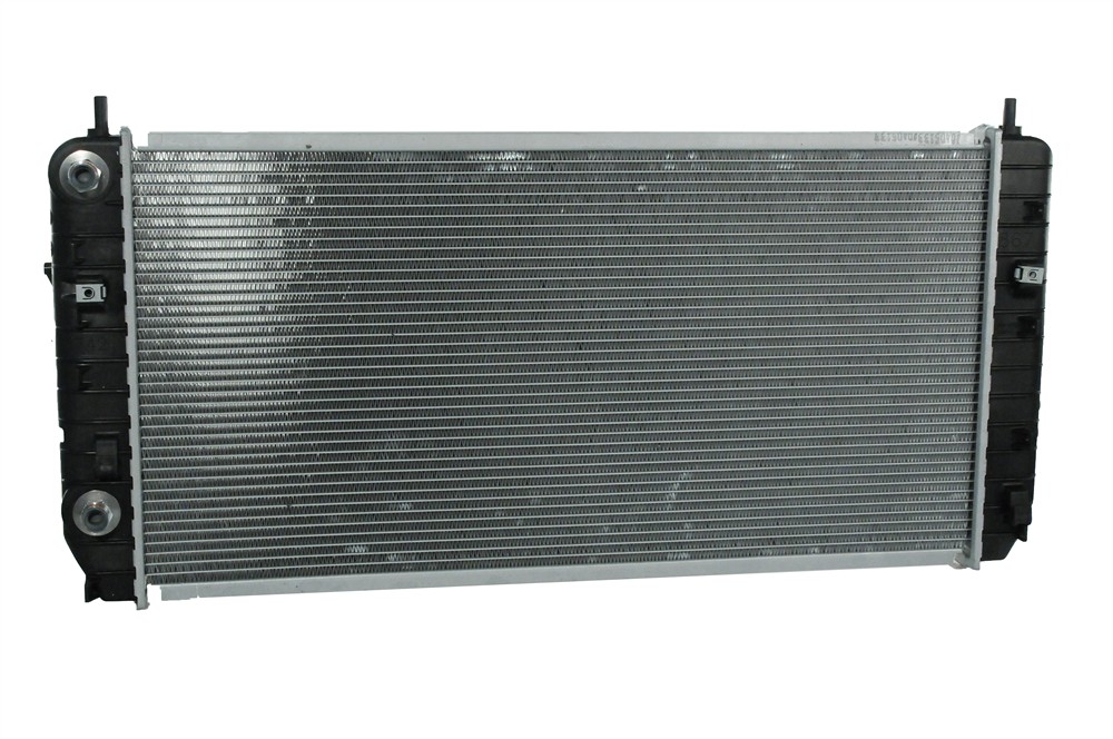 GM Genuine Parts Radiator 21616 — image 2