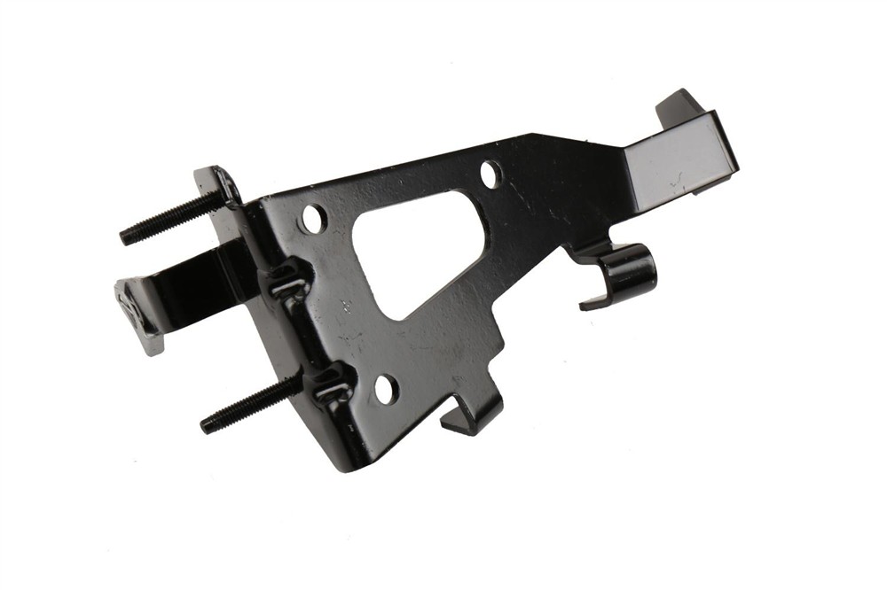 GM Genuine Parts Transmission Oil Cooler Bracket 23207708 — image 2