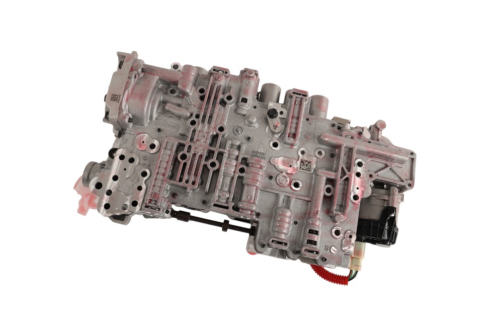 GM Genuine Parts Automatic Transmission Valve Body 24056035 — image 2