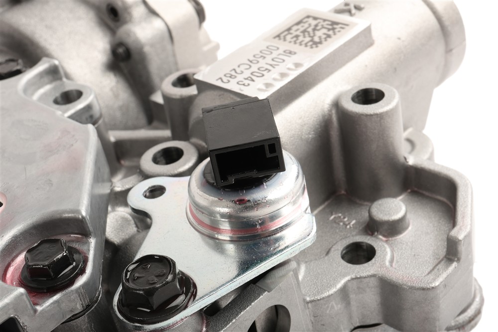 GM Genuine Parts Automatic Transmission Valve Body 24056035 — image 5