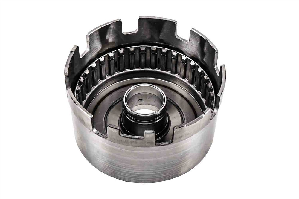 GM Genuine Parts Automatic Transmission Input Clutch Housing 24245624 — image 2