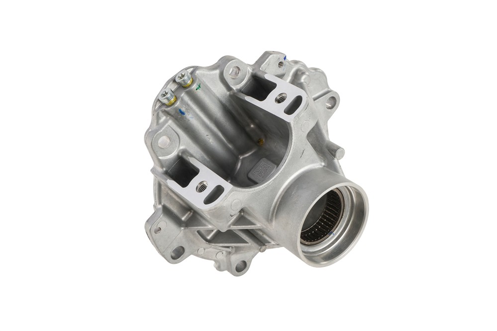GM Genuine Parts Automatic Transmission Extension Housing 24287179 — image 2