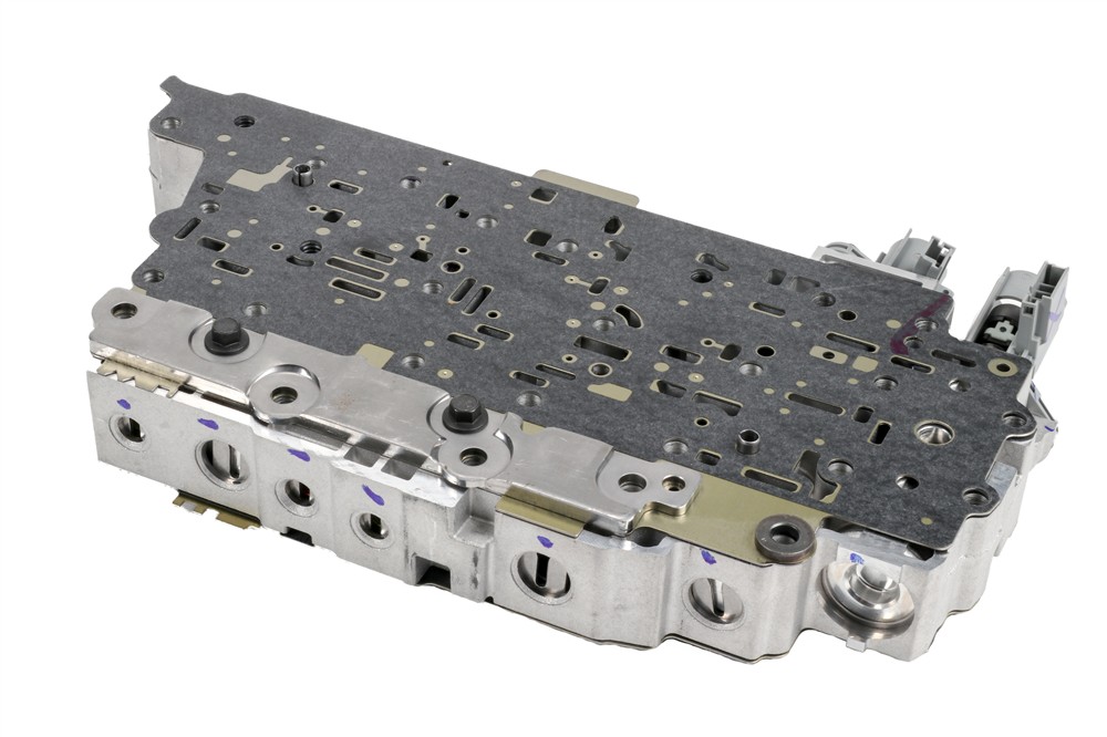 GM Genuine Parts Automatic Transmission Valve Body 24287281 — image 2