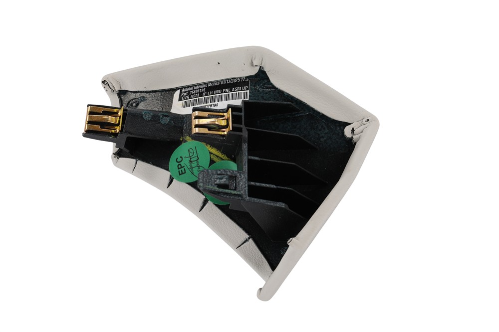 GM Genuine Parts Dashboard Panel 26408186 — image 2