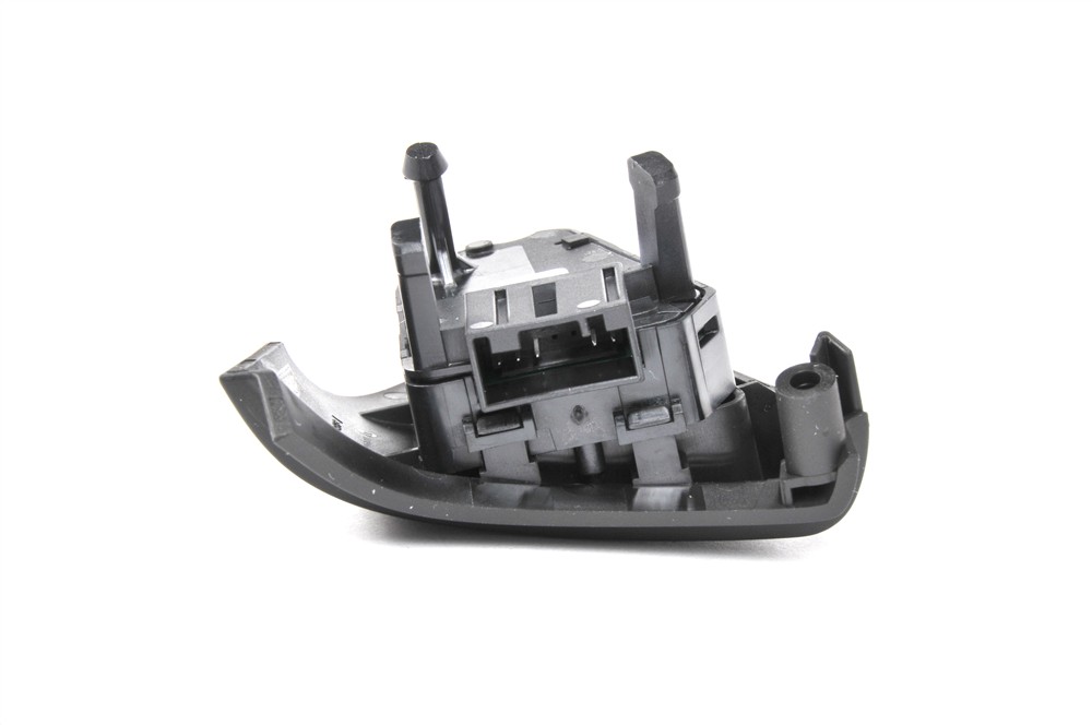 GM Genuine Parts Cruise Control Switch 42356201 — image 2