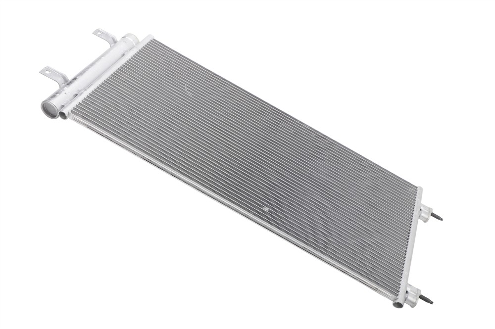 GM Genuine Parts A/C Condenser 42707820 — image 2