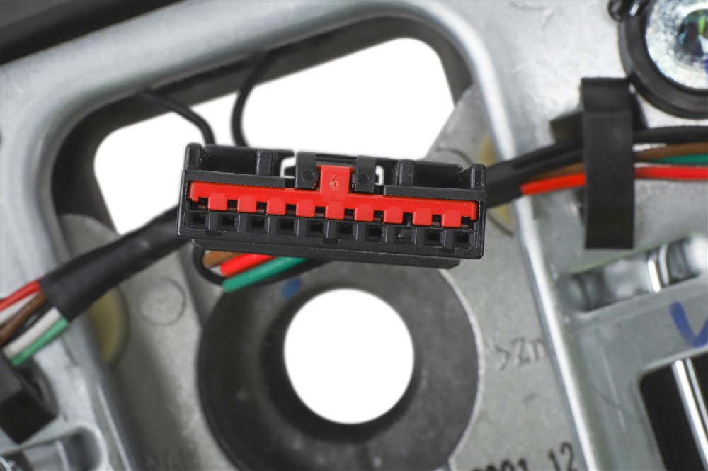 GM Genuine Parts Steering Wheel 42769611 — image 3