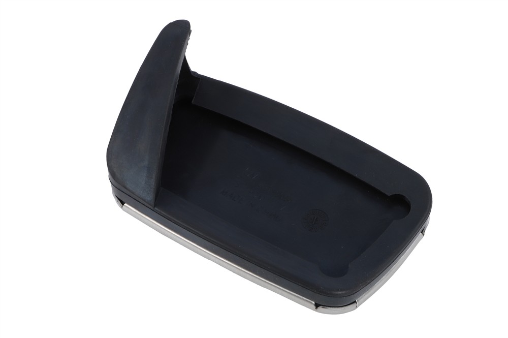 GM Genuine Parts Brake Pedal Pad 42789504 — image 2