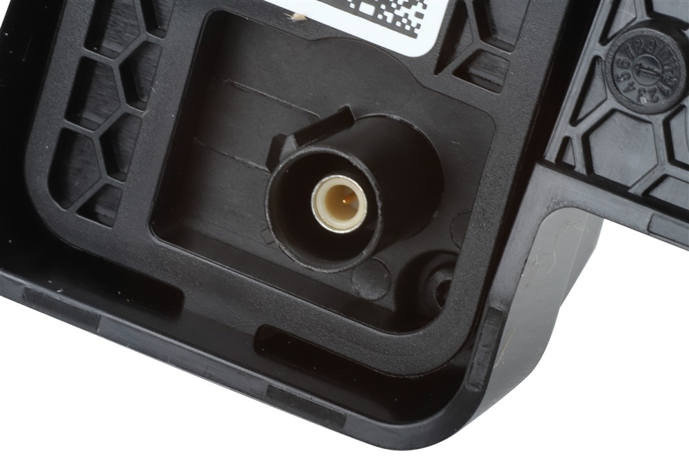 GM Genuine Parts Advance Driver Assistance System (ADAS) Camera 42801895 — image 3