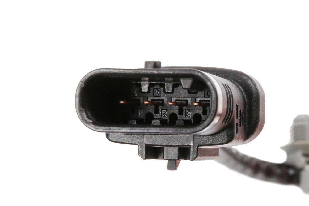 GM Genuine Parts Oxygen Sensor 55485043 — image 2