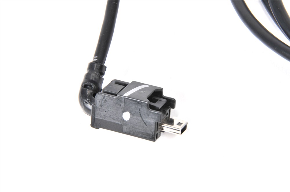 GM Genuine Parts USB Data Cable 84005123 — image 2