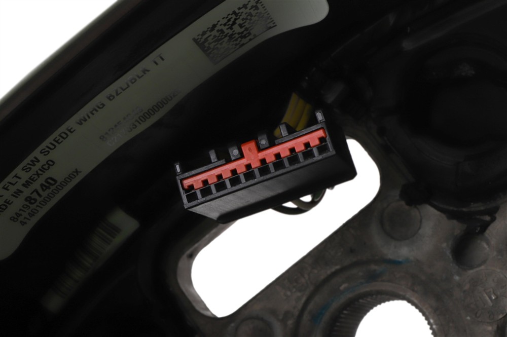 GM Genuine Parts Steering Wheel 84198740 — image 3