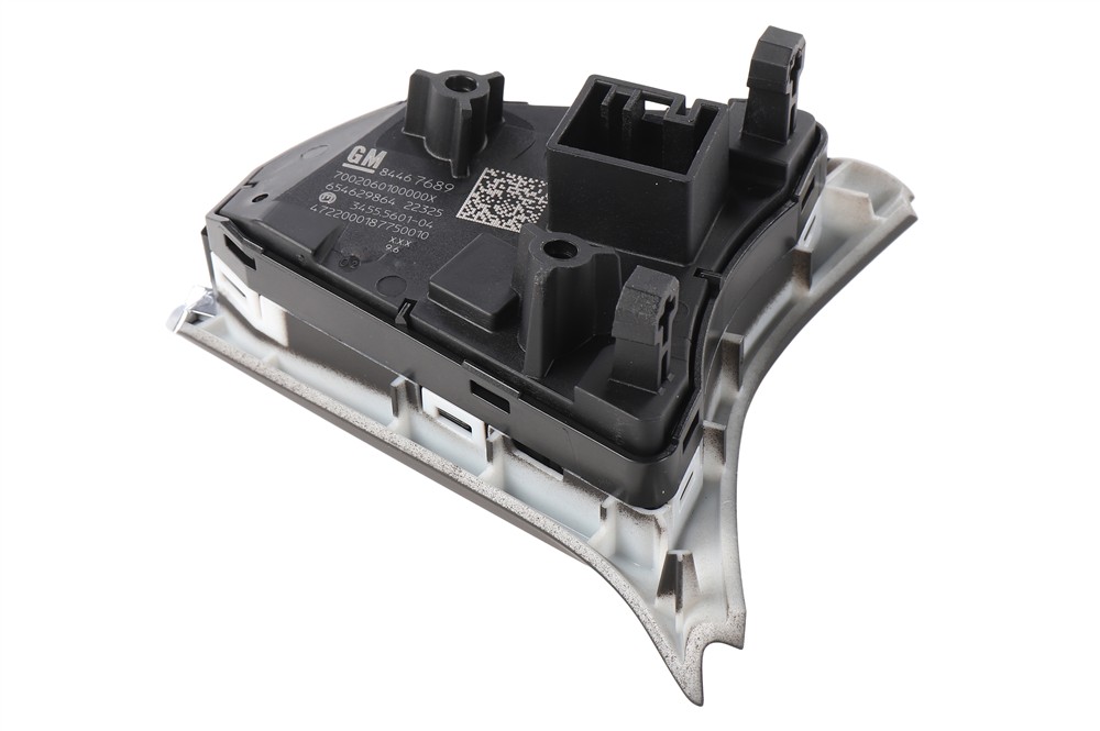 GM Genuine Parts Steering Wheel Audio Control Switch 84467689 — image 2