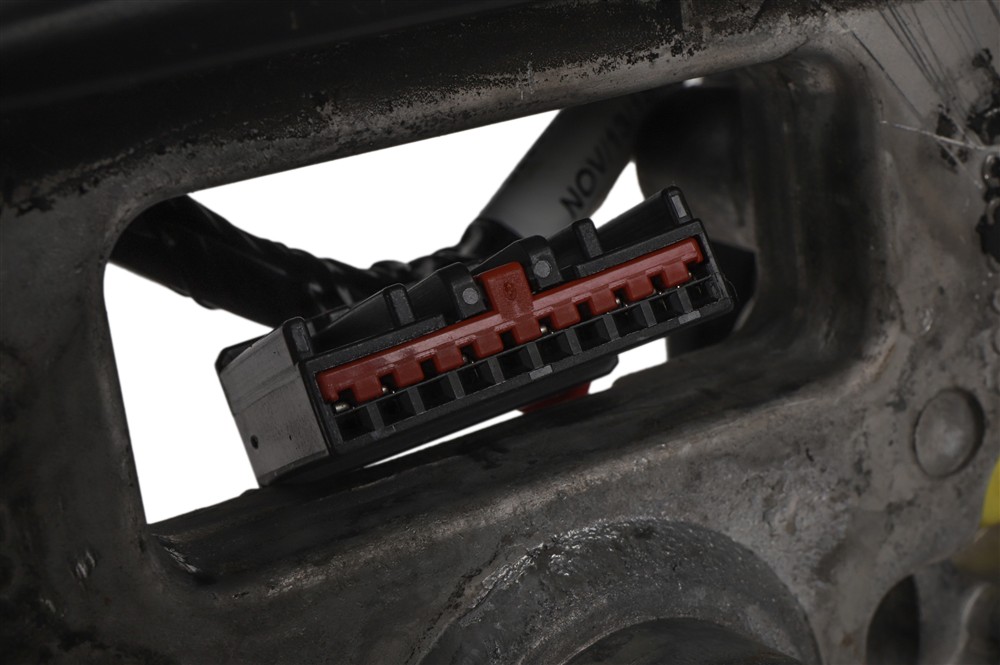 GM Genuine Parts Steering Wheel 84483783 — image 3