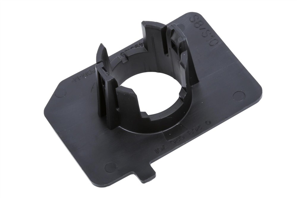 GM Genuine Parts Parking Aid Sensor Bracket 84493135 — image 2