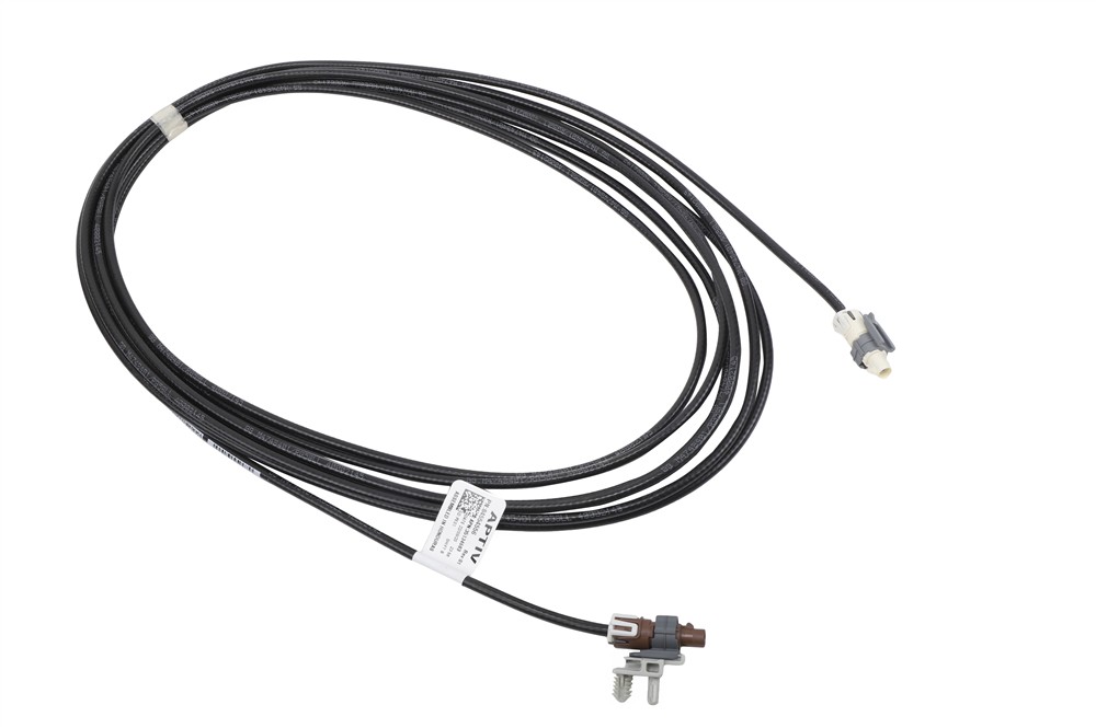 GM Genuine Parts GPS Navigation System and Digital Radio Antenna Cable Kit 84554556