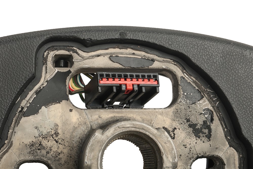 GM Genuine Parts Steering Wheel 84568414 — image 3