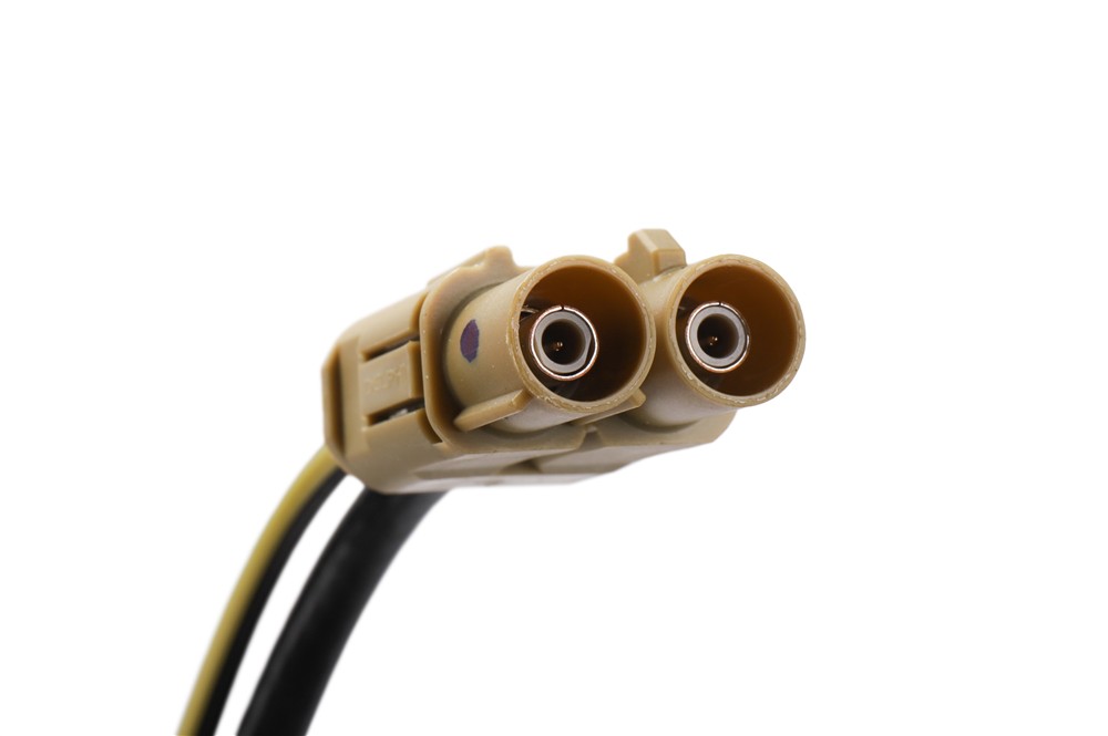 GM Genuine Parts GPS Navigation System and Digital Radio Antenna Cable Kit 84747423 — image 5