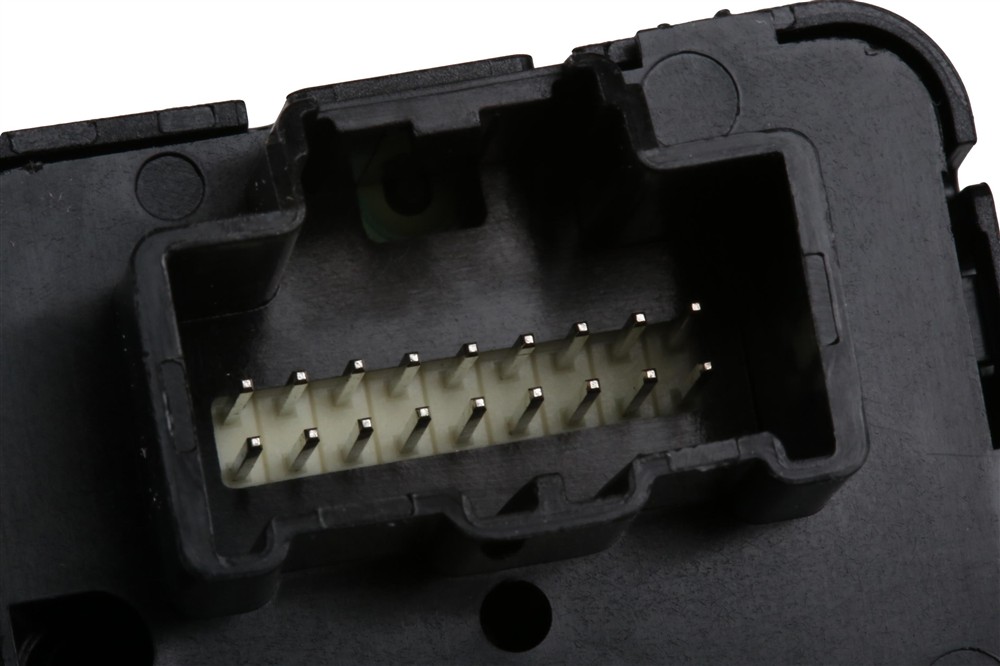 GM Genuine Parts Electronic Suspension Control Switch 84772787 — image 3