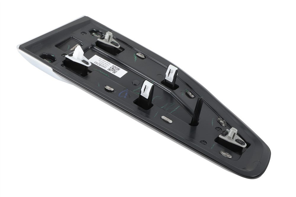 GM Genuine Parts Fender Vent 84956290 — image 2