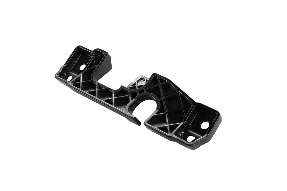 GM Genuine Parts Tail Light Bracket 85022253 — image 3