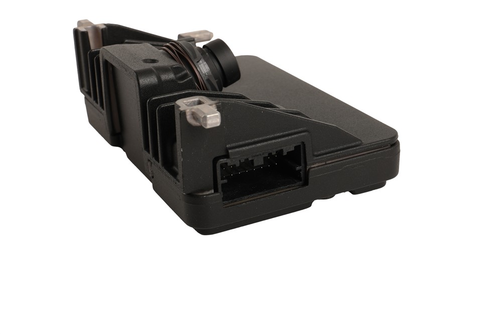 GM Genuine Parts Advance Driver Assistance System (ADAS) Camera 85026803 — image 3