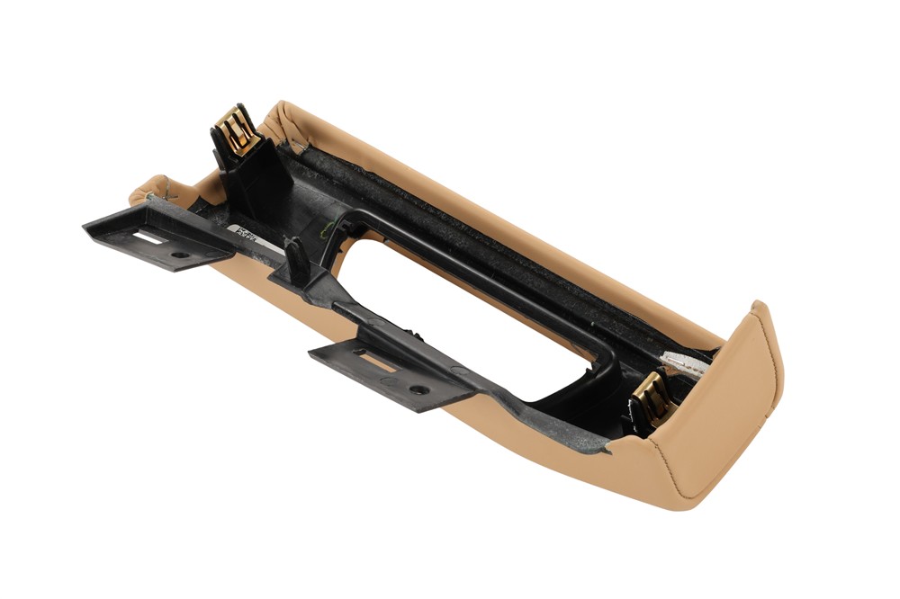 GM Genuine Parts Dashboard Panel 85047811 — image 3