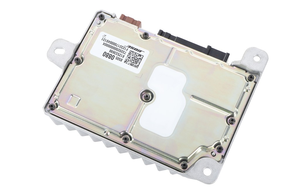GM Genuine Parts Audio Amplifier 85050880 — image 2