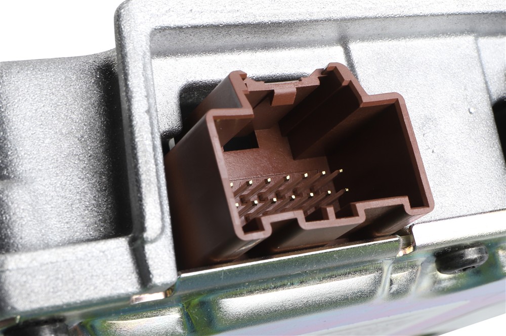 GM Genuine Parts Audio Amplifier 85050880 — image 3