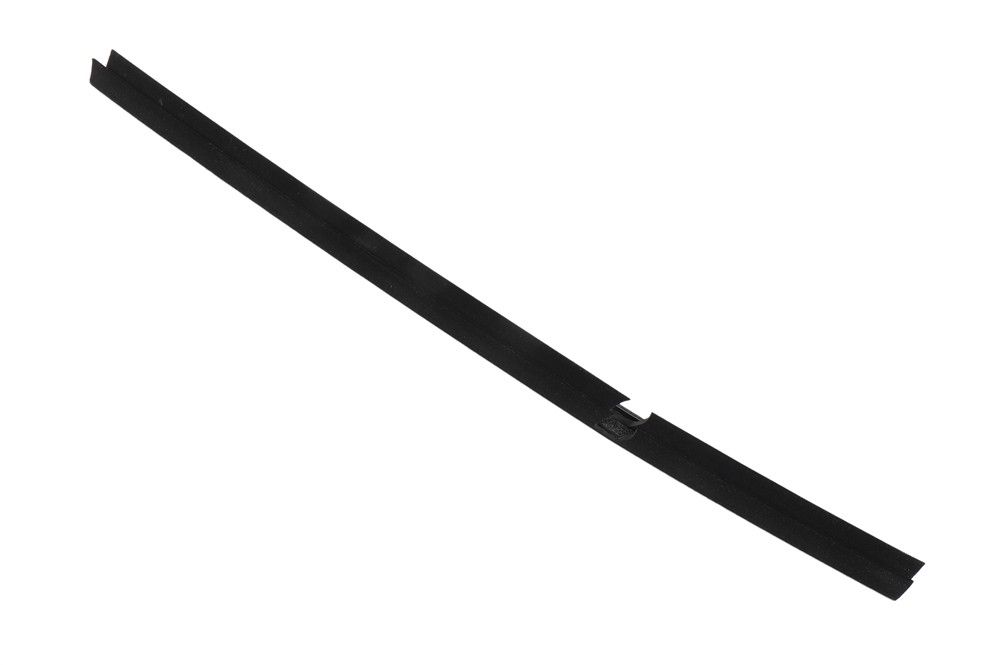GM Genuine Parts Door Window Belt Weatherstrip 85124051 — image 2