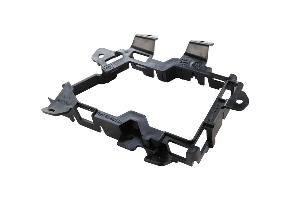 GM Genuine Parts Front Left Door Interior Trim Panel Bracket 85685823 — image 3