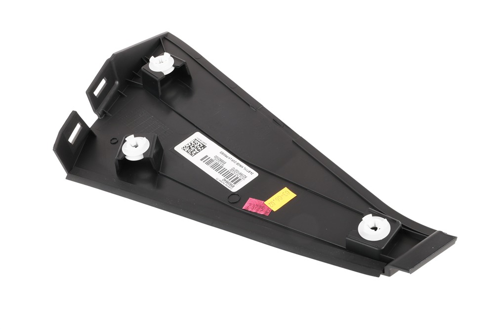 GM Genuine Parts Liftgate Hinge Cover 85829642 — image 4