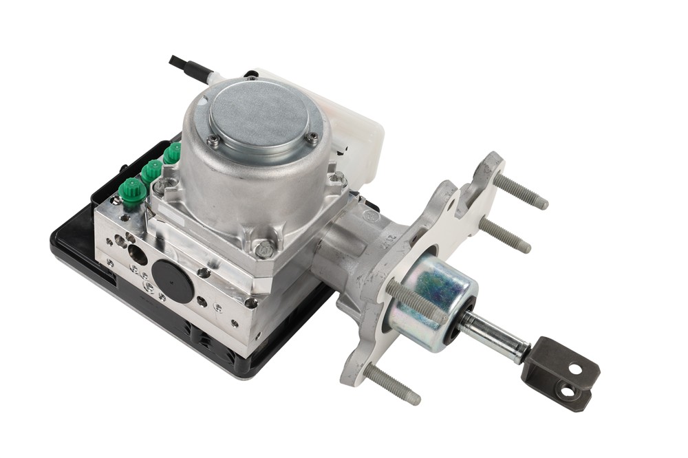 GM Genuine Parts Power Brake Booster with Brake Master Cylinder 85852688 — image 2