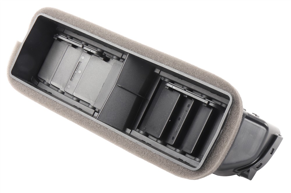 GM Genuine Parts Console Air Vent 86506925 — image 2