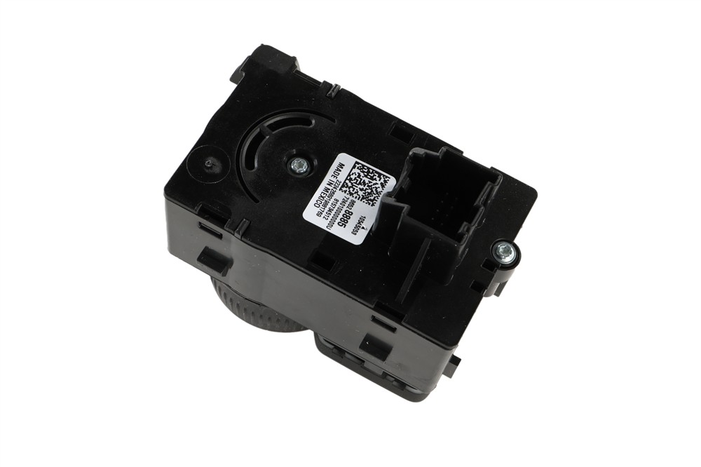 GM Genuine Parts Headlight Switch 86528885 — image 2