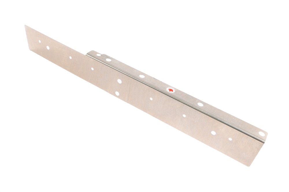 GM Genuine Parts Quarter Panel Filler Panel 86541935 — image 2