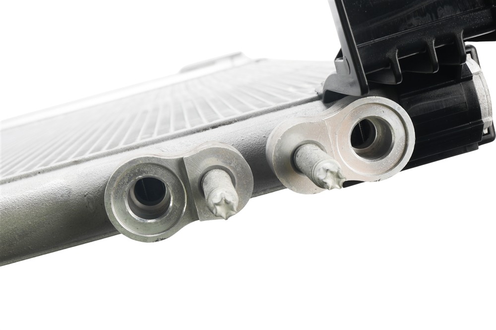 GM Genuine Parts A/C Condenser 86551897 — image 4