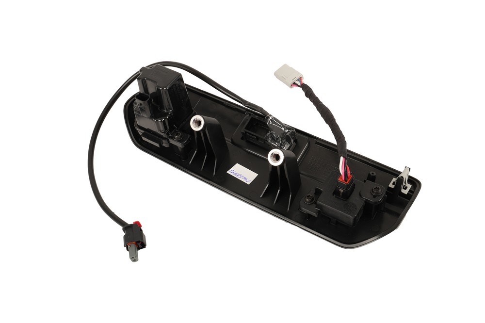 GM Genuine Parts Tailgate Handle 86583792 — image 2